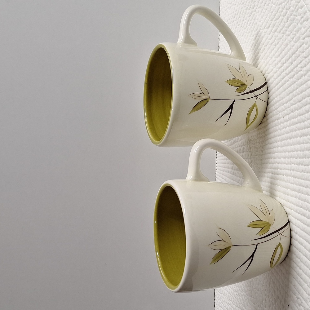 #ABG Set of 2 pear bloom mugs by Laurie Gates